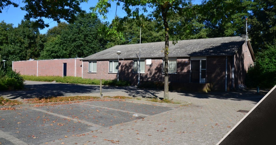 https://www.svvriezenveen.nl/images/slider/clubgebouw.jpg